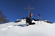 02 Alla croce di vetta del Monte Suchello (1541 m)